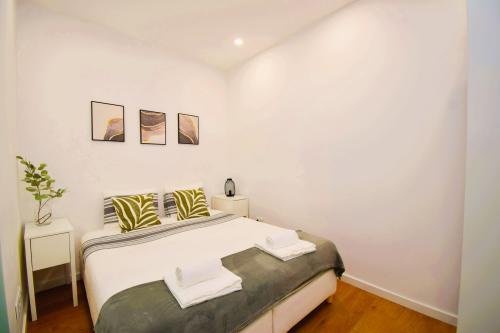 main_bedroom_-_entrance_view